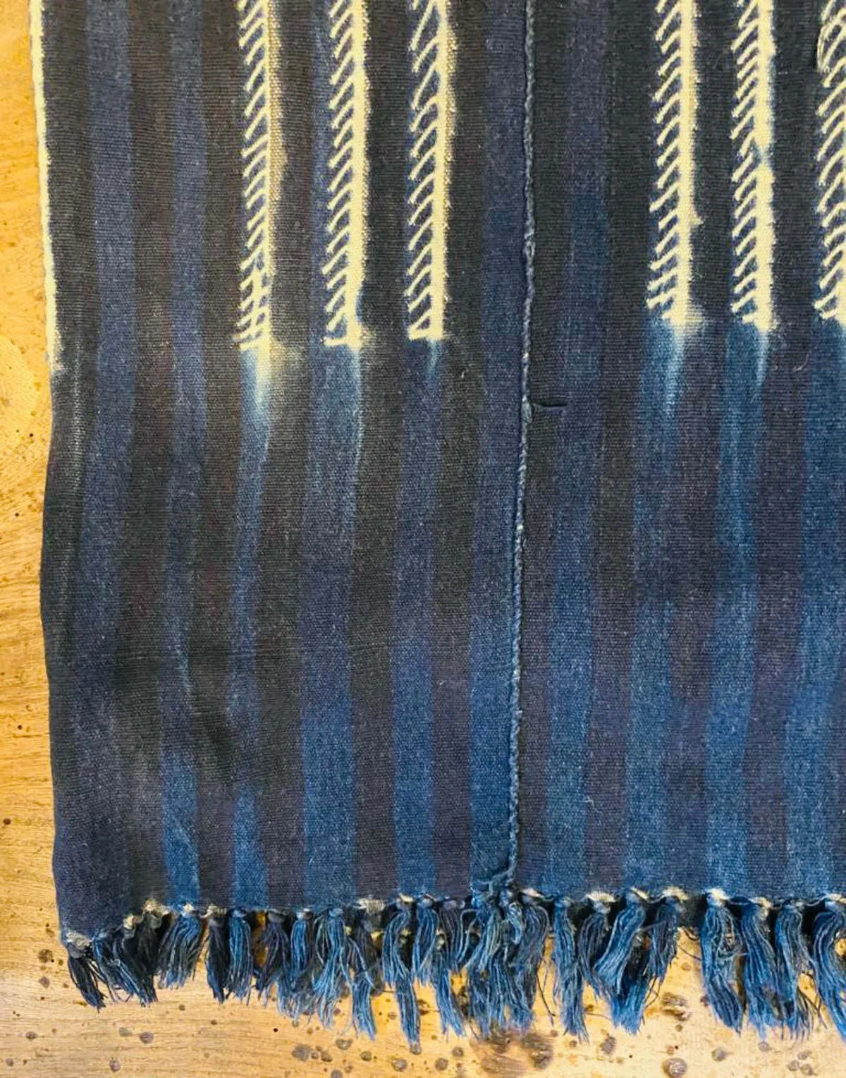 Indigo Vintage handloomed scarf