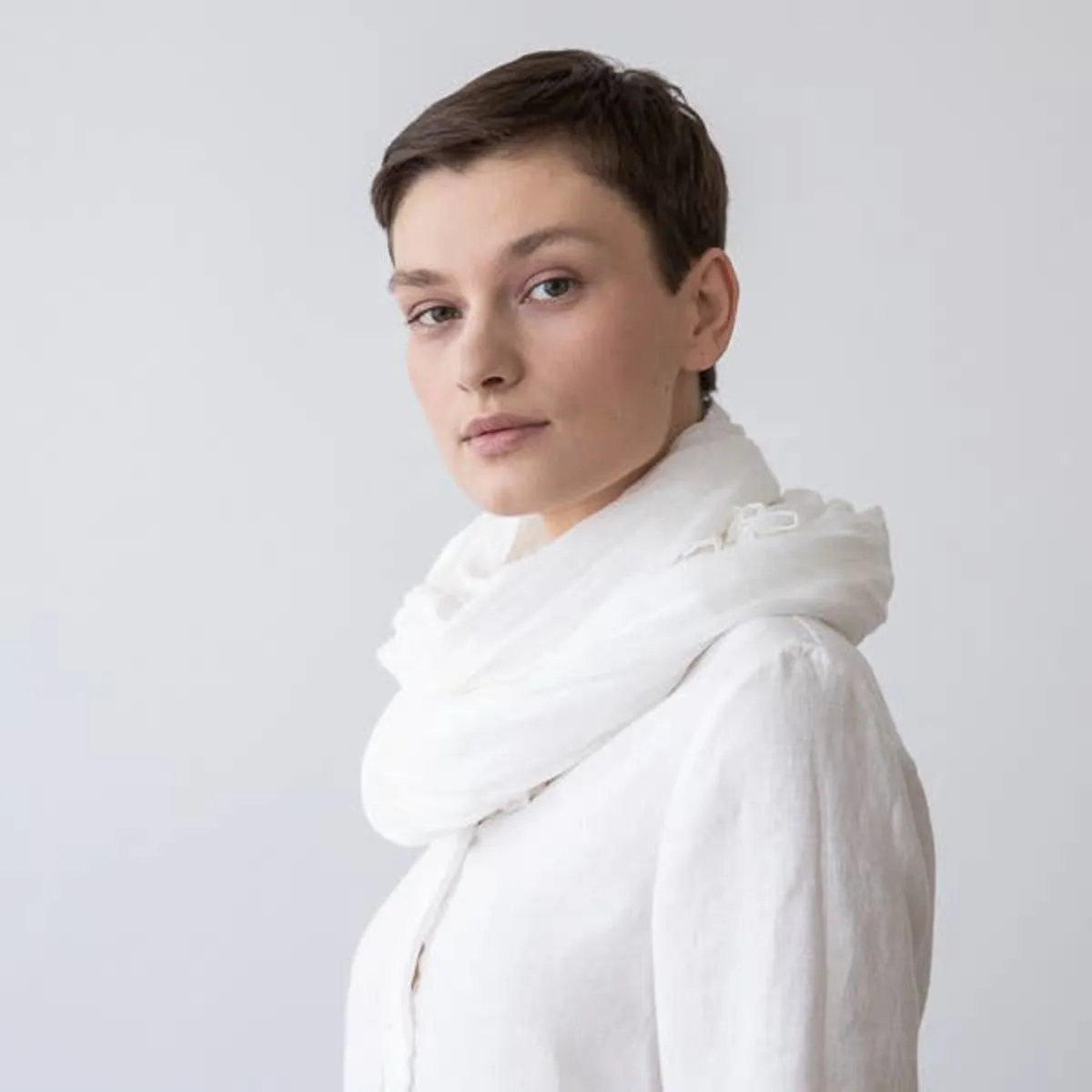 Linen Scarf - White Garza