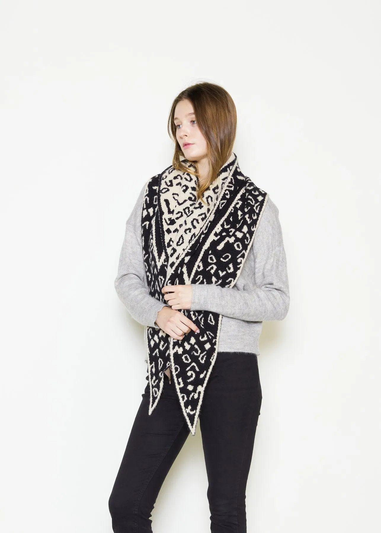 Look By M Leopard Pattern Diamond Scarf MSF2958