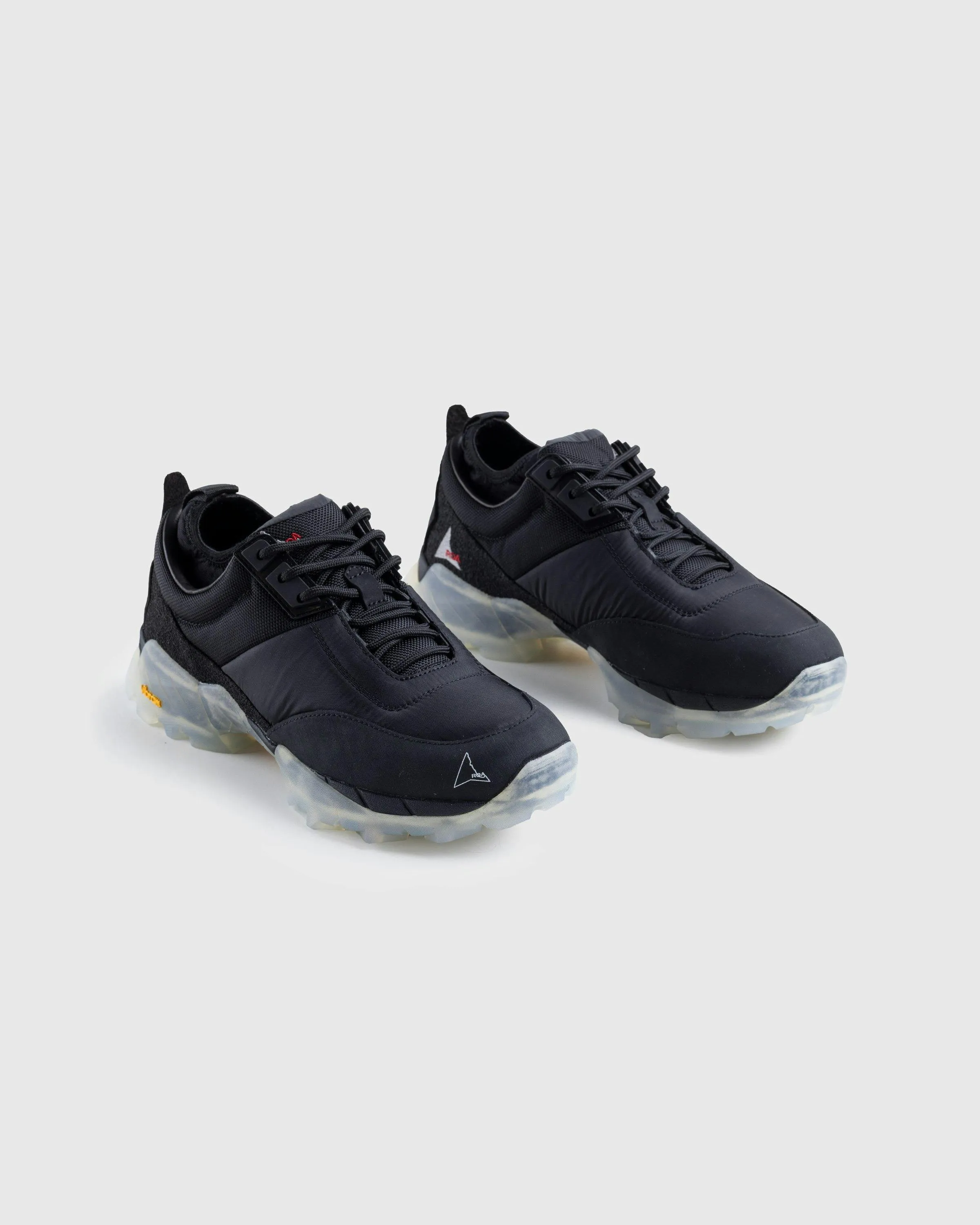 ROA – Double Neal Sneaker Black | Highsnobiety Shop