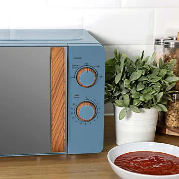 Russell Hobbs RHMM713BL 700W Microwave | Kaleidoscope