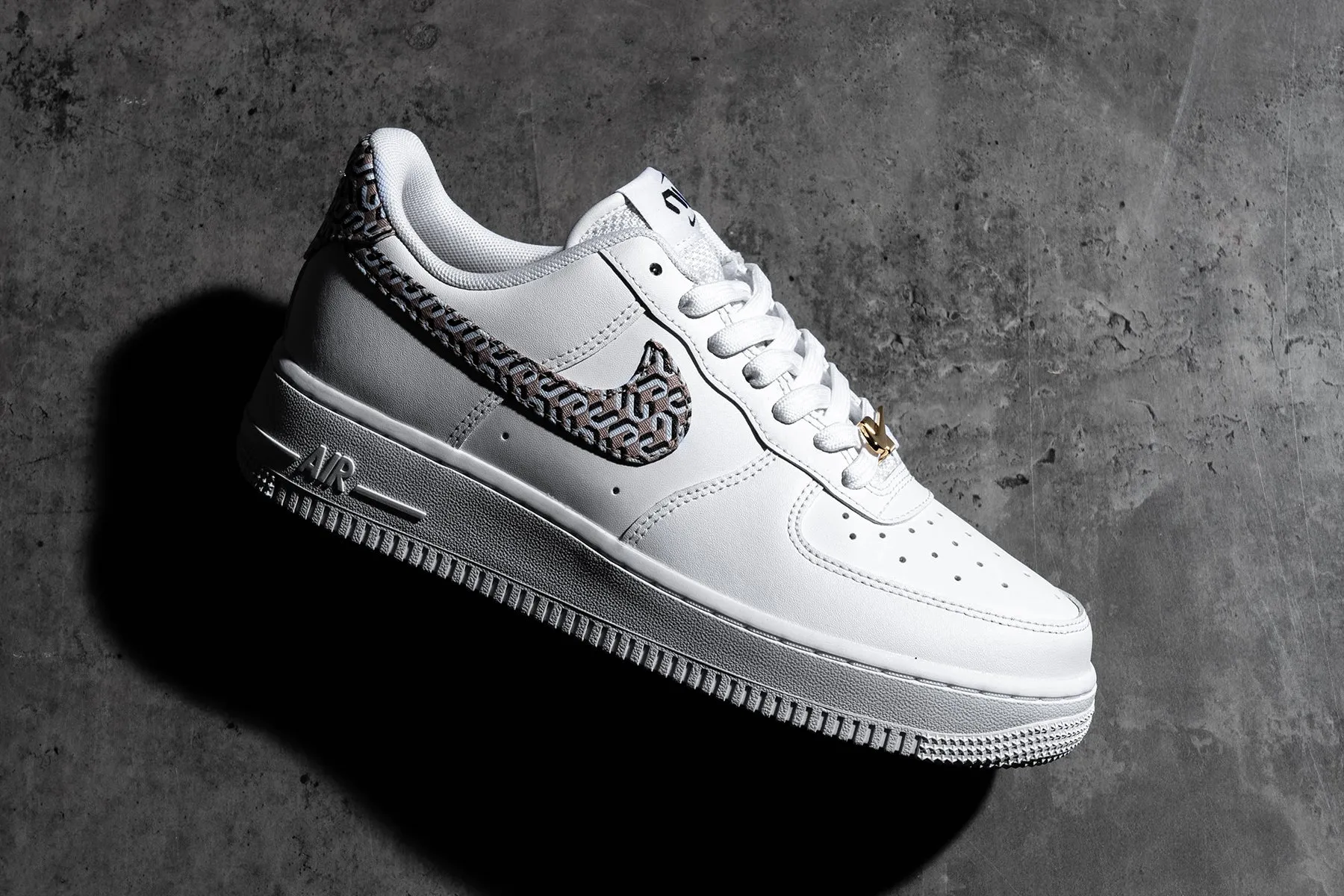 Women's Air Force 1 Low United in Victory - White/Hemp/Black