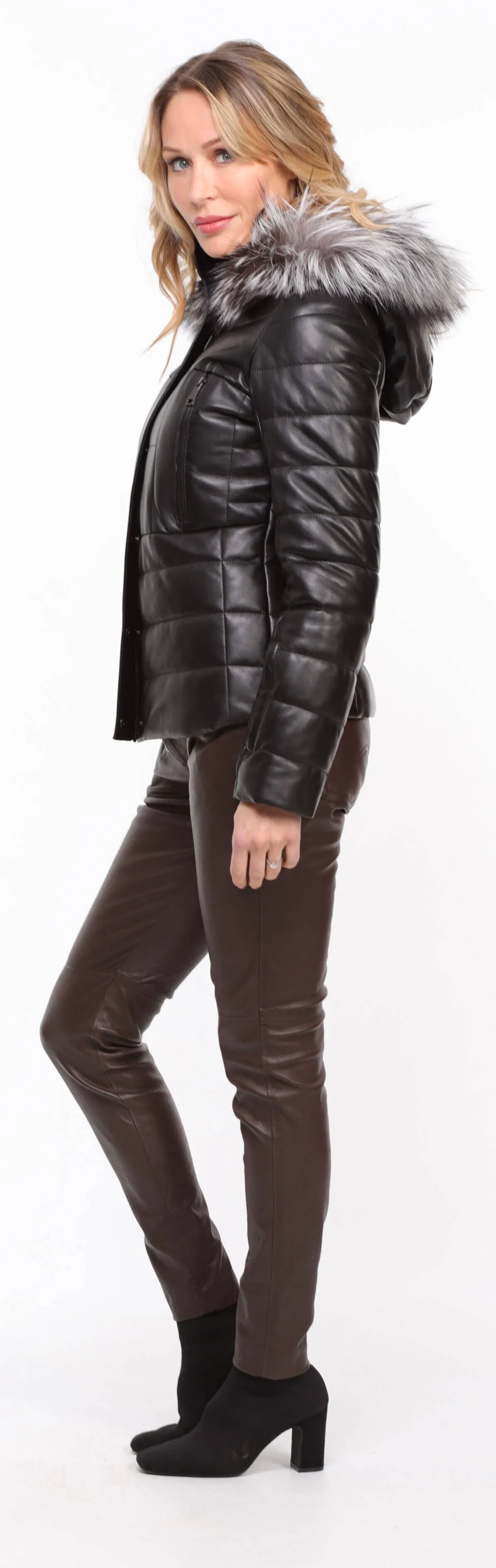 Women's black hooded down jacket \virginie\